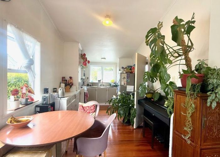  at 41 Aeroview Drive, Beach Haven, North Shore City, Auckland