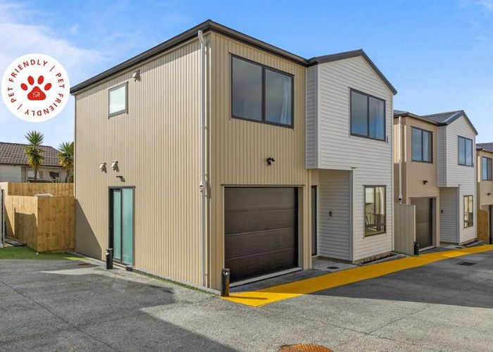  at 11/116 Colwill Road, Massey, Waitakere City, Auckland