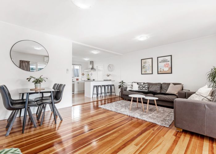  at 11b Waiora Road, Stanmore Bay, Rodney, Auckland