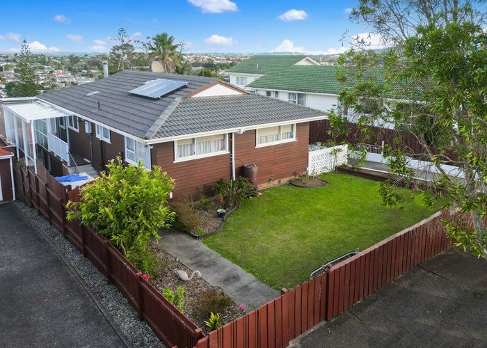  at 26 Trevola Street, New Windsor, Auckland