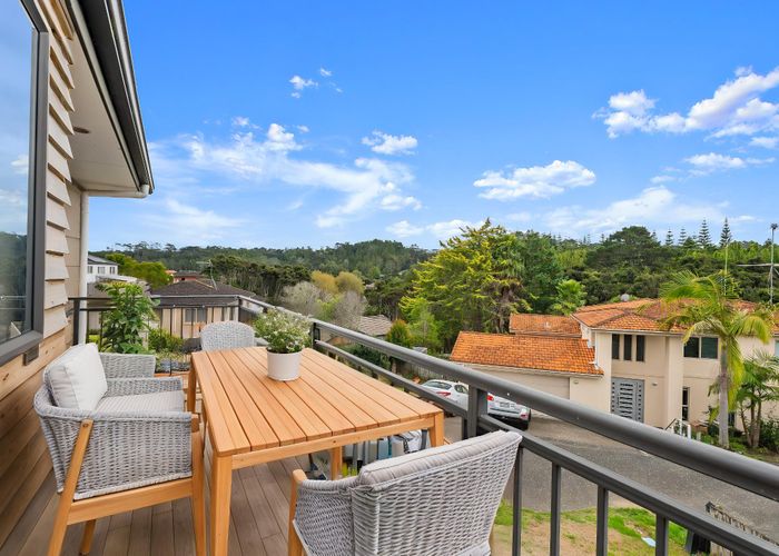  at 92 George Deane Place, Greenhithe, North Shore City, Auckland
