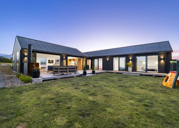  at 589 Kent Road, Korito, New Plymouth