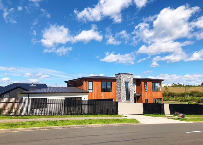  at 2 Whawhaki Road, Beachlands, Auckland