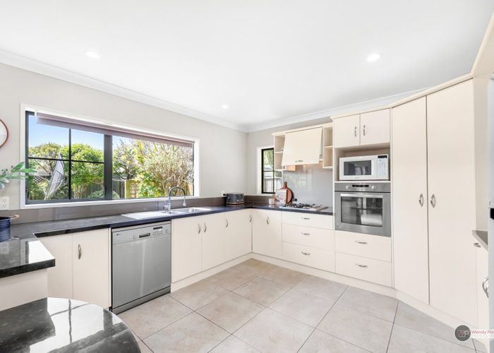  at 9 Wilford Street, Woburn, Lower Hutt