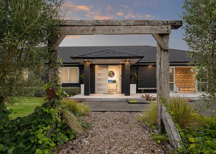  at 583 State Highway 16, Kumeu, Rodney, Auckland