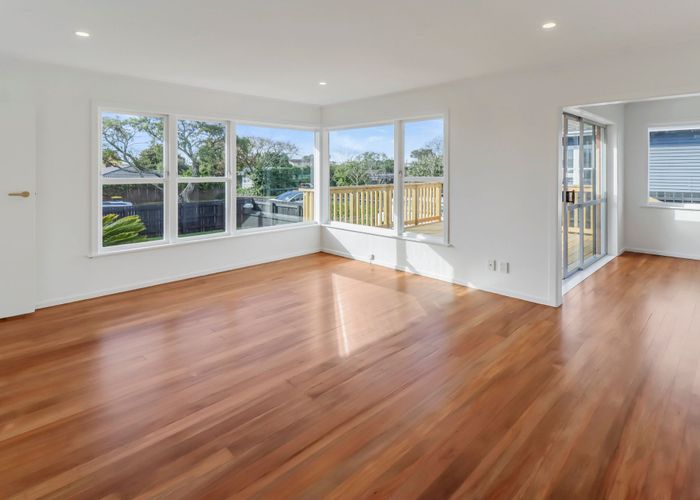  at 72 Muir Avenue, Mangere Bridge, Auckland