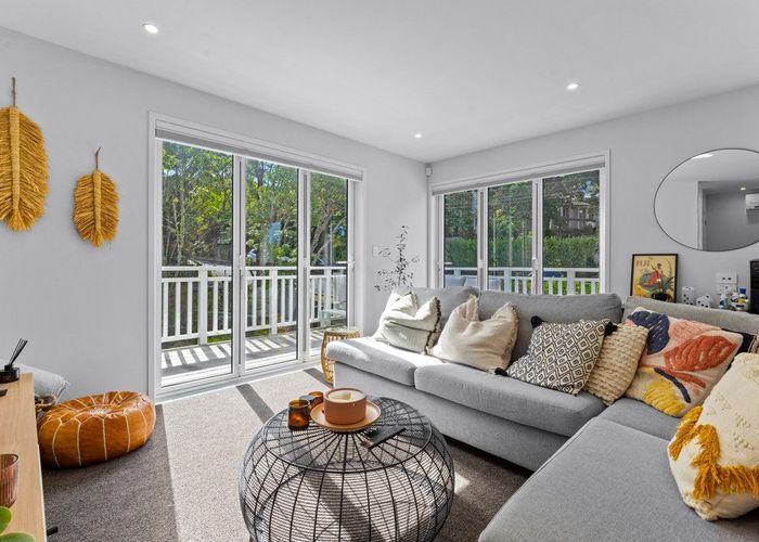  at 32A Sandown Road, Rothesay Bay, North Shore City, Auckland