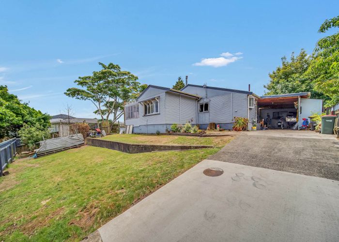  at 26 Brentford Place, Manurewa, Manukau City, Auckland