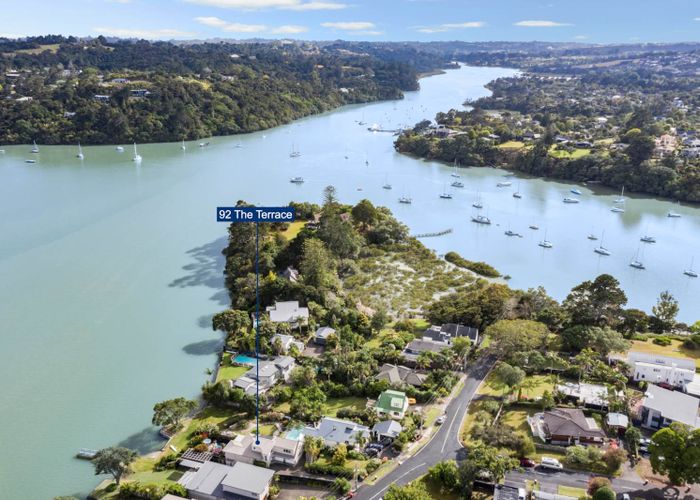  at 92 The Terrace, Herald Island, Auckland