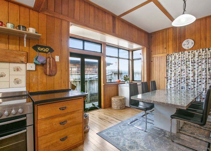  at 482B Saint Aubyn Street, Moturoa, New Plymouth