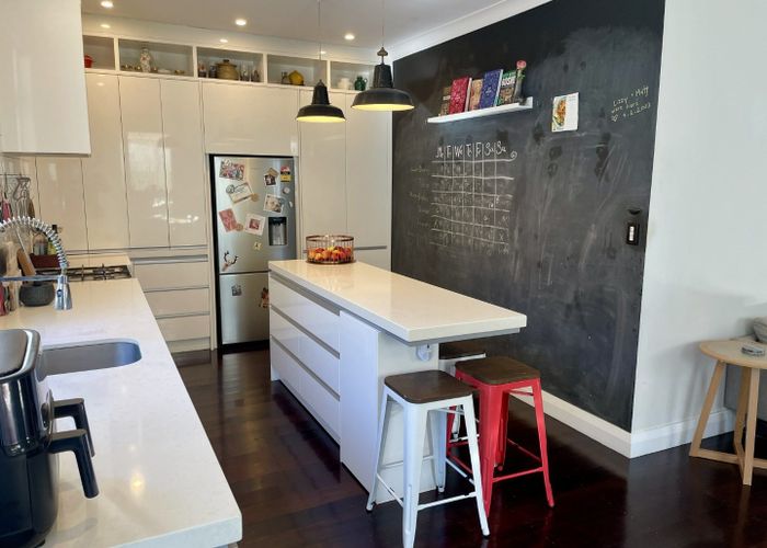  at 379 Karori Road, Karori, Wellington, Wellington