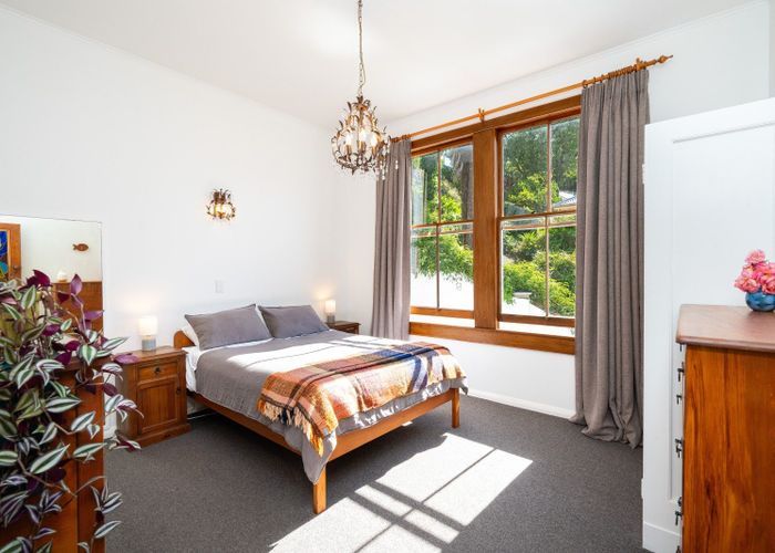  at 6 Cameron Road, Bluff Hill, Napier
