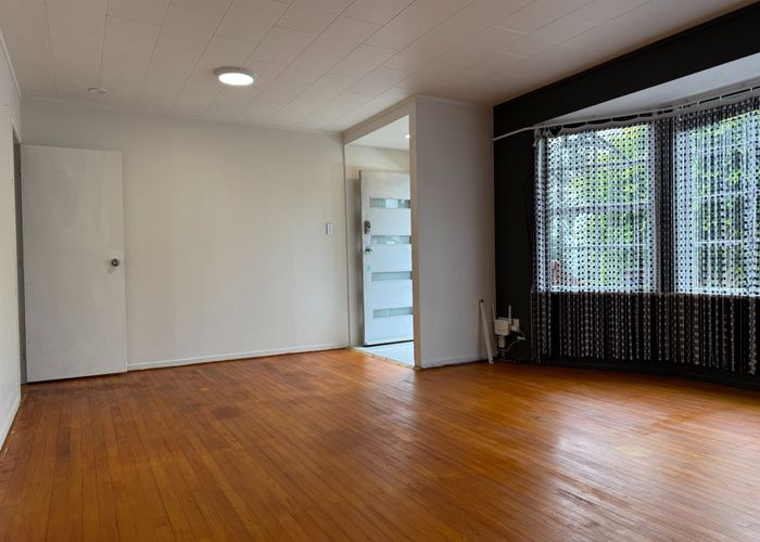  at 17 Hewlett Road, Massey, Waitakere City, Auckland