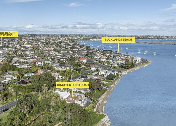  at 10 Musick Point Road, Bucklands Beach, Manukau City, Auckland