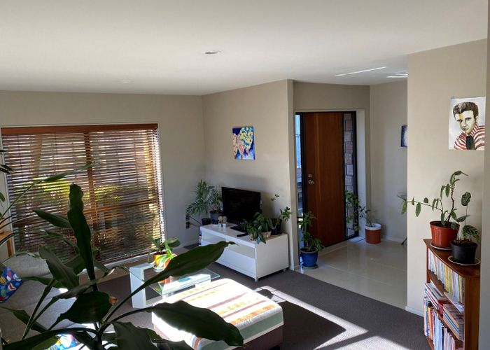  at 10A Phoenicia Court, The Gardens, Manukau City, Auckland