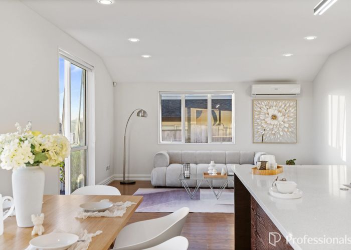  at 8 Wisteria Lane, Millwater, Rodney, Auckland