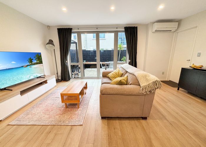  at 972c Colombo Street, St. Albans, Christchurch City, Canterbury