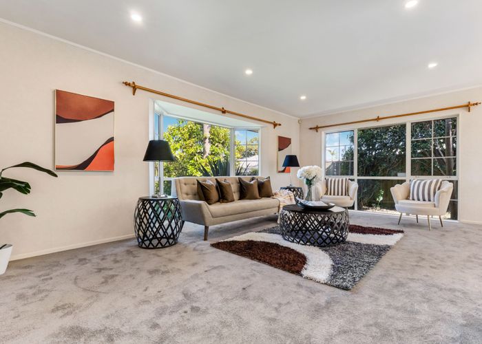  at 10 Stewart Gibson Place, Manurewa, Manukau City, Auckland