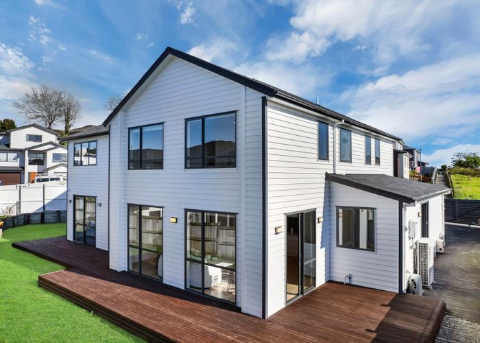  at 7 Lagonda Rise, Oteha, North Shore City, Auckland
