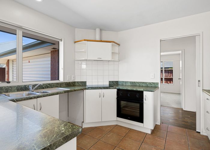  at 68 Kotuku Crescent, Woolston, Christchurch City, Canterbury