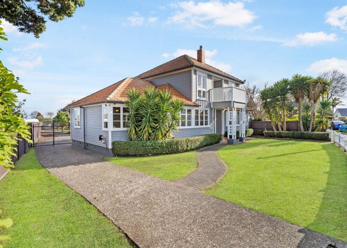  at 4 Village Way, Ardmore, Papakura