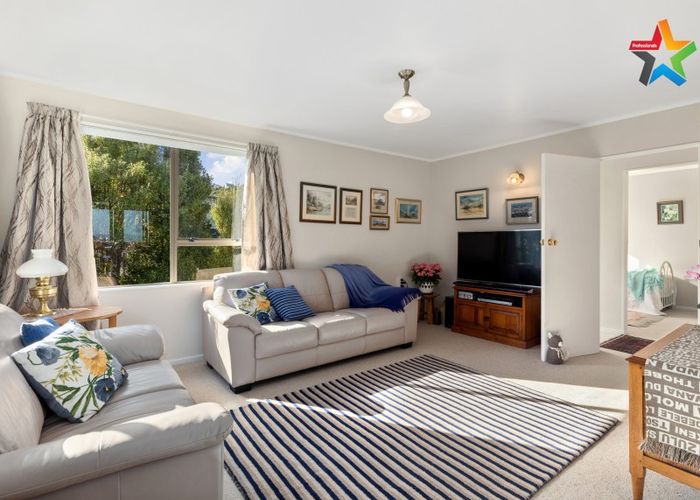  at 3 Waipounamu Drive, Kelson, Lower Hutt