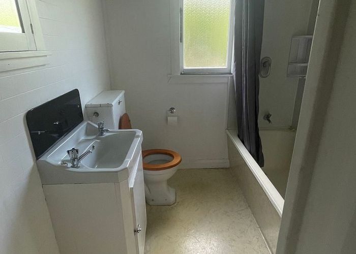  at 14 Heath Grove, Waiwhetu, Lower Hutt, Wellington