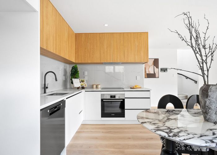  at 4/26 Crompton Road, Massey, Waitakere City, Auckland