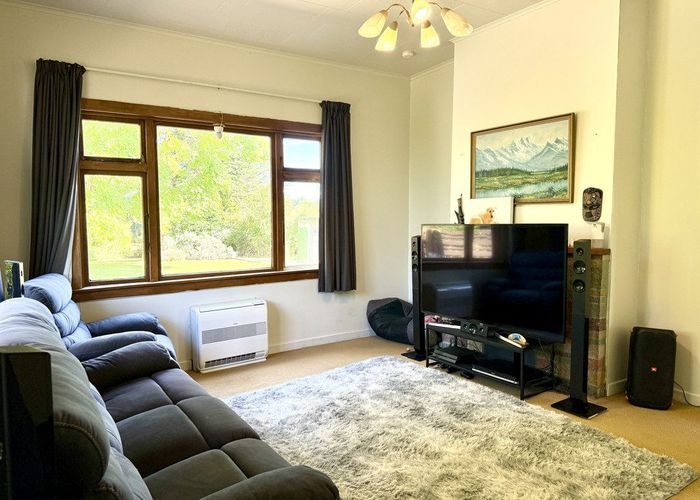  at 300 Moulson Street, Tisbury, Invercargill