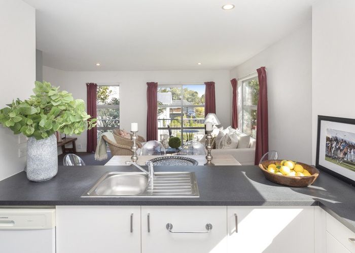  at 1/62 Burke Street, Addington, Christchurch