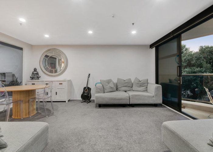  at 1E/175 Hurstmere Road, Takapuna, North Shore City, Auckland
