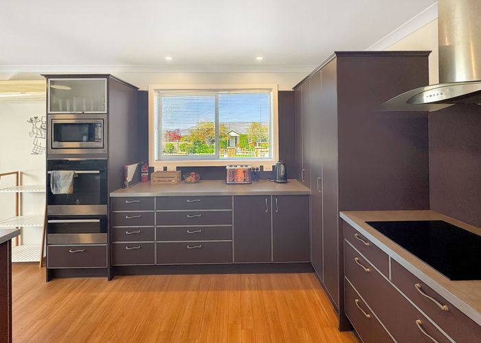  at 19 Willowview Dr, Redwood, Christchurch City, Canterbury