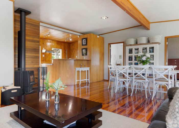  at 17 Sunkist Bay Road, Beachlands, Auckland