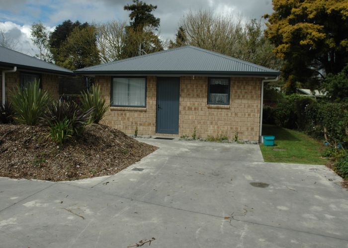  at 2/1 Ansford Pl, Bader, Hamilton, Waikato