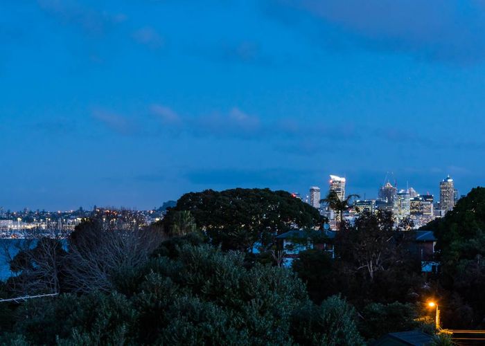  at 68 Mcbreen Avenue, Northcote, Auckland