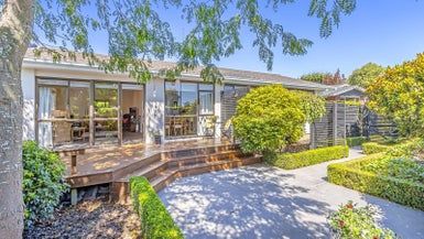  at 2 Woodbank Street, Somerfield, Christchurch