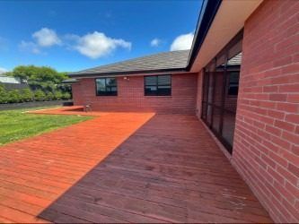  at 20 The Meadows, Flagstaff, Hamilton, Waikato