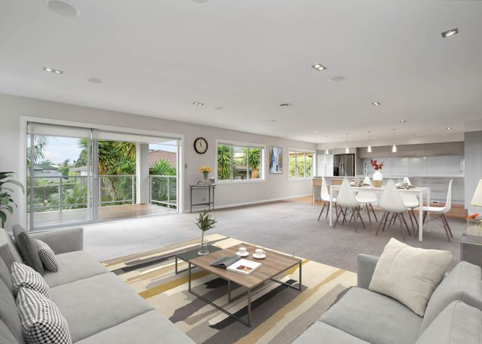  at 1/36 BROWNS BAY RD, rothesay bay, auckland