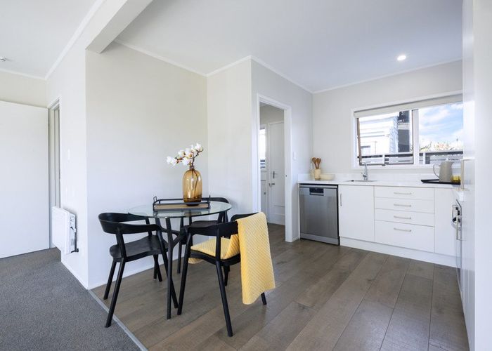  at Unit 1/209 Point Chevalier Road, Point Chevalier, Auckland City, Auckland
