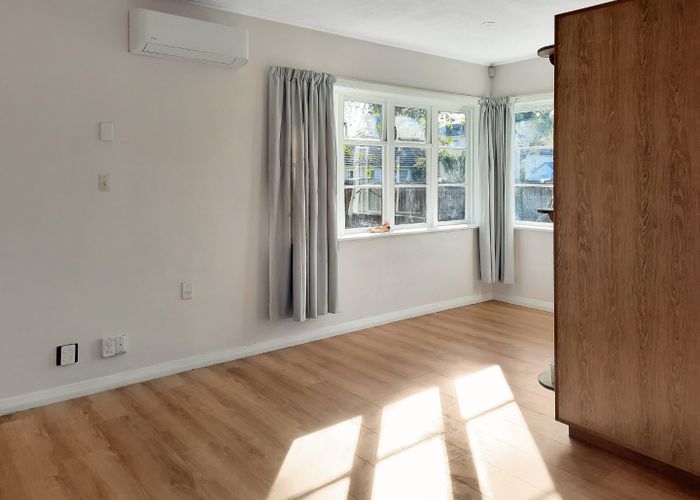  at 4 Paeroa Street, Riccarton, Christchurch City, Canterbury