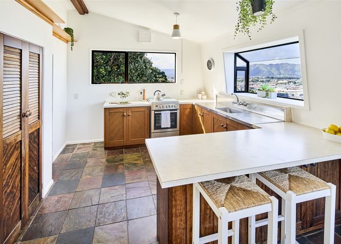  at 8 Korokoro Road, Korokoro, Lower Hutt