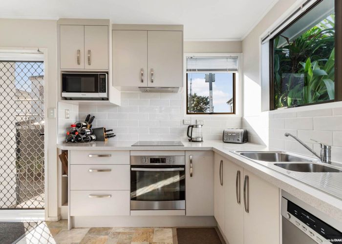  at 3 Goldnib Place, Randwick Park, Auckland