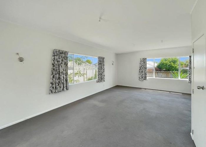  at 111 Albert Street, Hamilton East, Hamilton