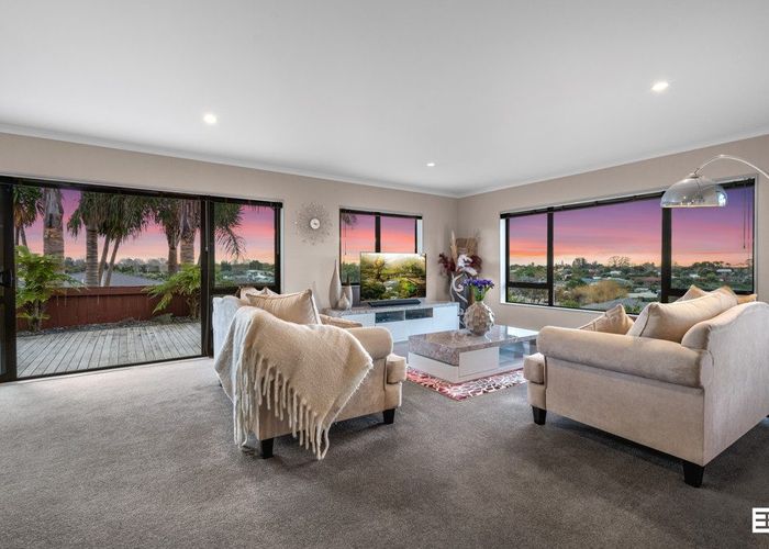  at 8 Siemonek Rise, Bethlehem, Tauranga