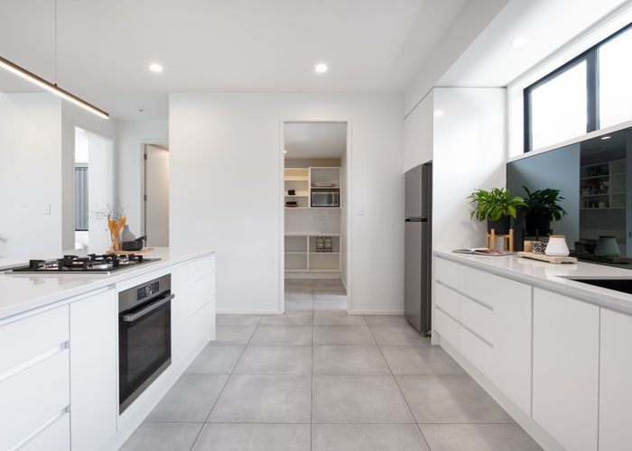  at 27 Helen June Avenue, Flagstaff, Hamilton