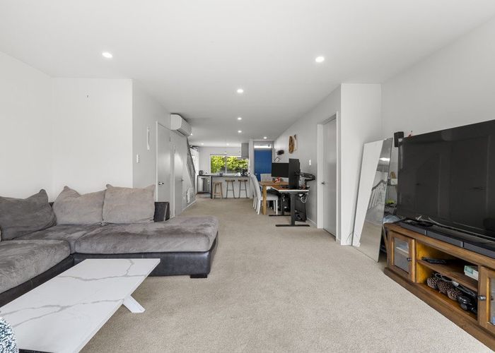  at 11 Longueval Lane, Broomfield, Christchurch City, Canterbury