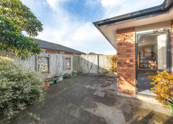  at 21 Raabia Close, Parakai, Helensville