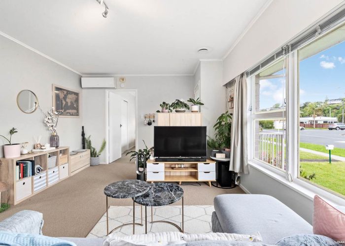  at 2/771 Beach Road, Browns Bay, North Shore City, Auckland