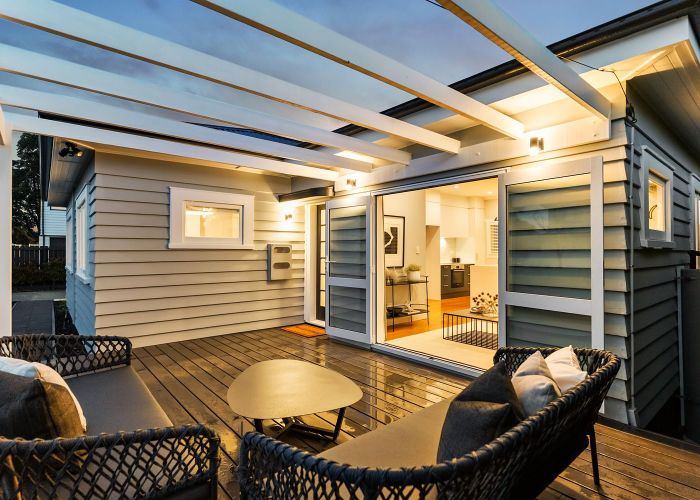  at 111 Kiwi Road, Point Chevalier, Auckland City, Auckland