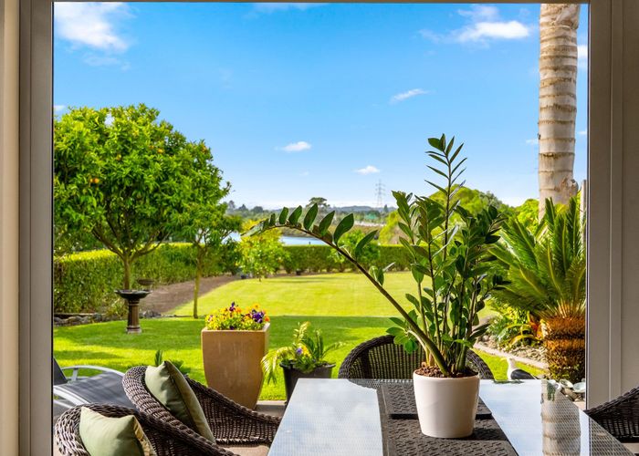  at 16 Pescara Point, Karaka, Franklin, Auckland